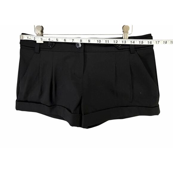 Express Shorts Womens 6 Black Pleated Cuffed Tailored Chic Dressy Smart Casual - Picture 4 of 11